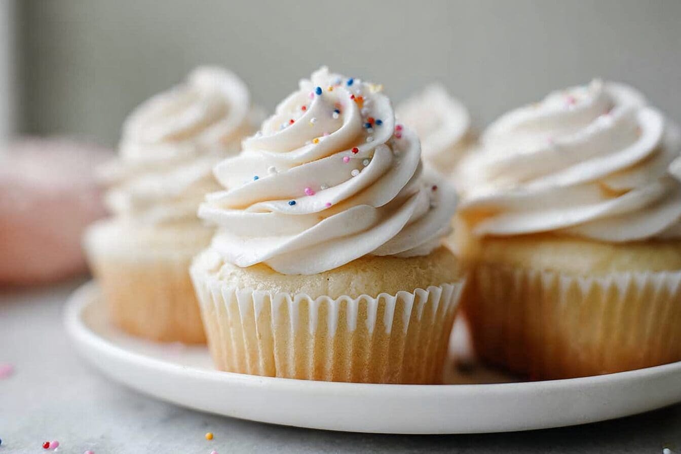 White Cupcakes